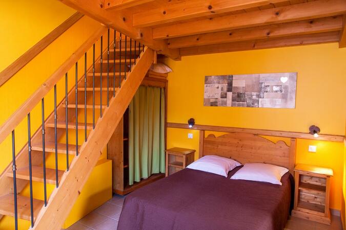 Chambres confortables idéales pour familles et couples en vacances en Ardèche